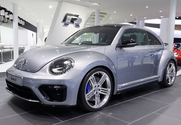 Στην παραγωγή το πιο «hot» VW Beetle R